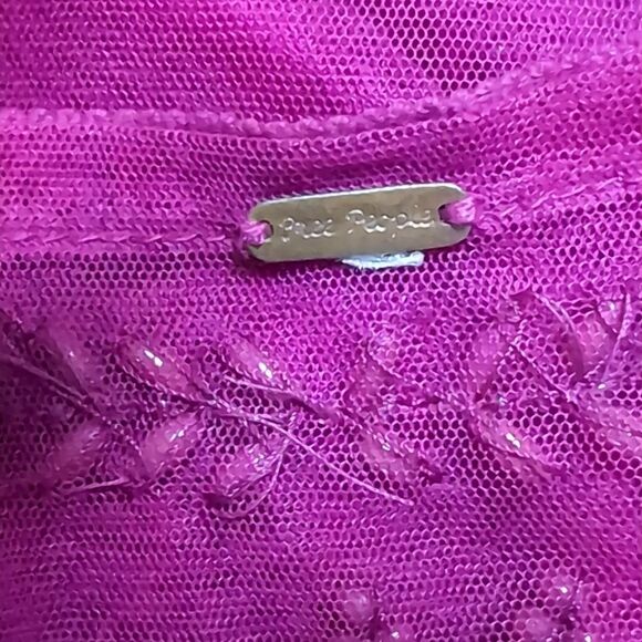 Free People Fuchsia Embellished Sheer Mesh Top Size M Rayon - Picture 14 of 15